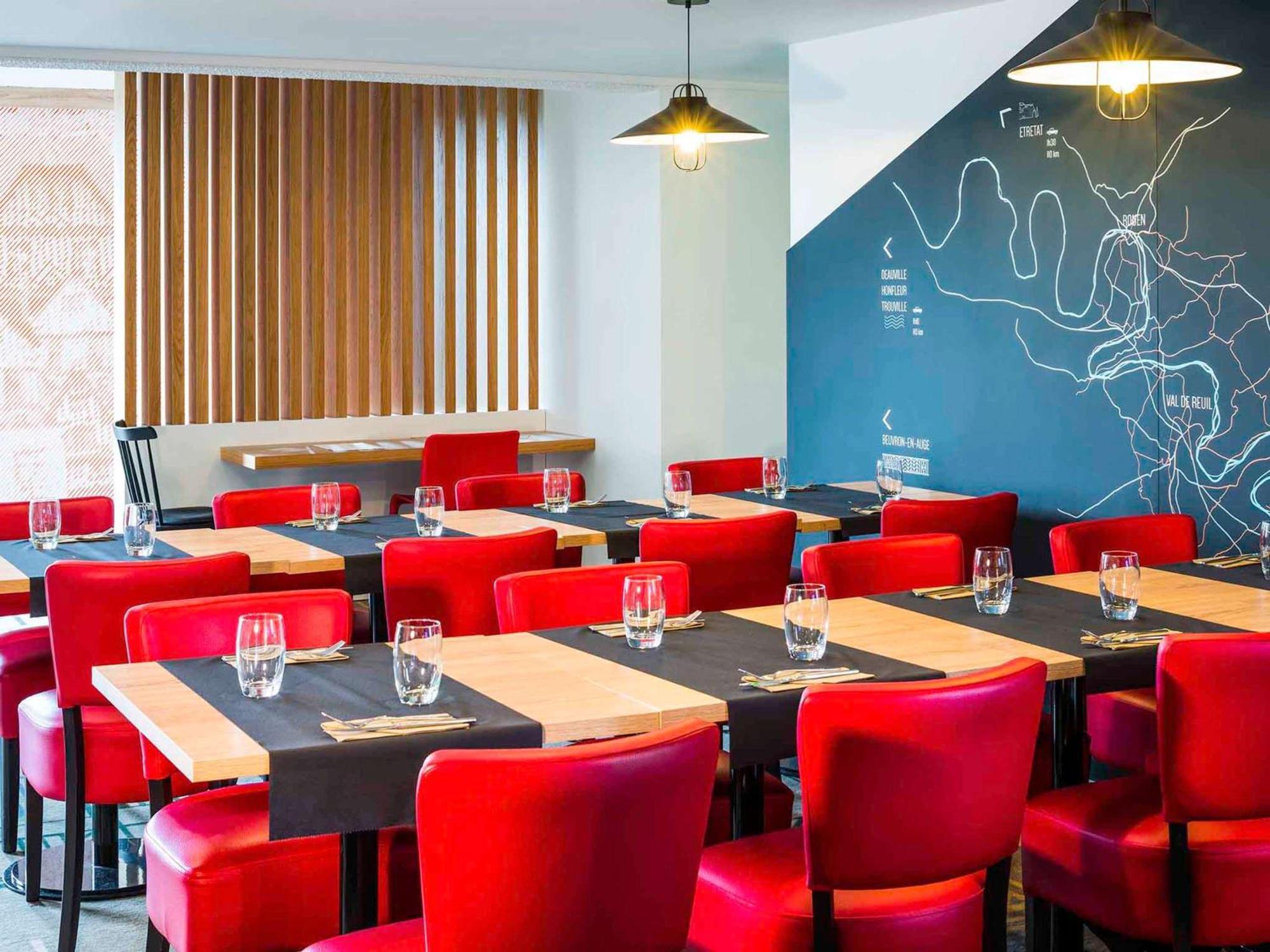 ホテル Ibis Styles Rouen Val De Reuil Val-de-Reuil エクステリア 写真